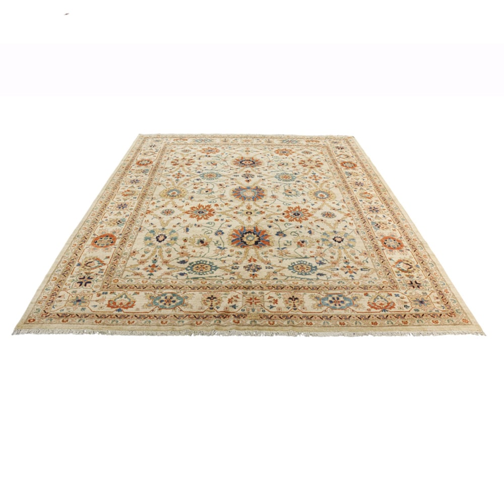 A Pakistani Mahal carpet: A Pakistani Mahal carpet, 9'0" x 11'2"
