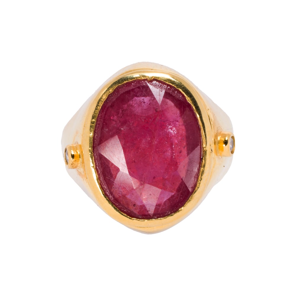 A glass-filled ruby and 18k gold ring (1 of 2)