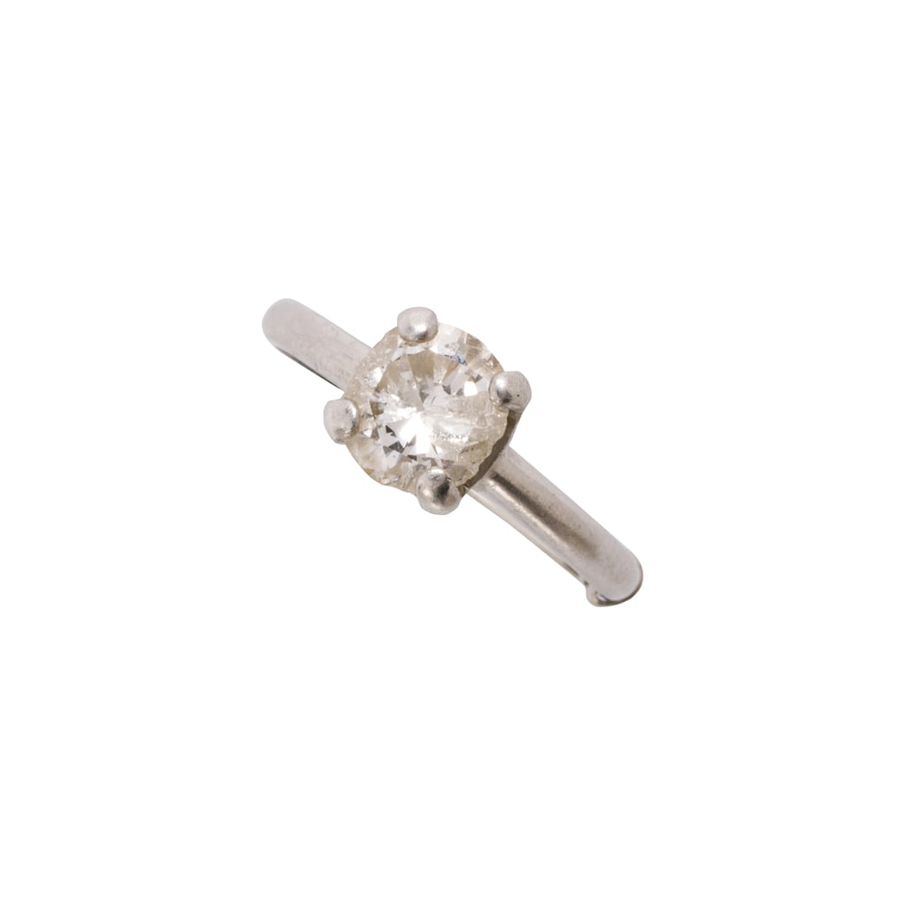 A diamond and platinum solitaire ring - 2