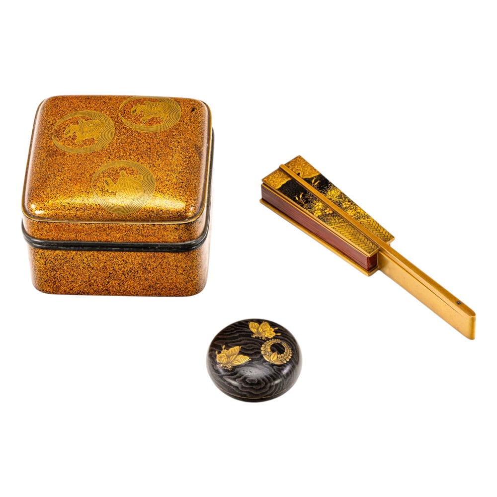 (lot of 2) Japanese lacquer boxes: (lot of 2) Japanese lacquer boxes. 19th century, from 3" to 3.75" high.