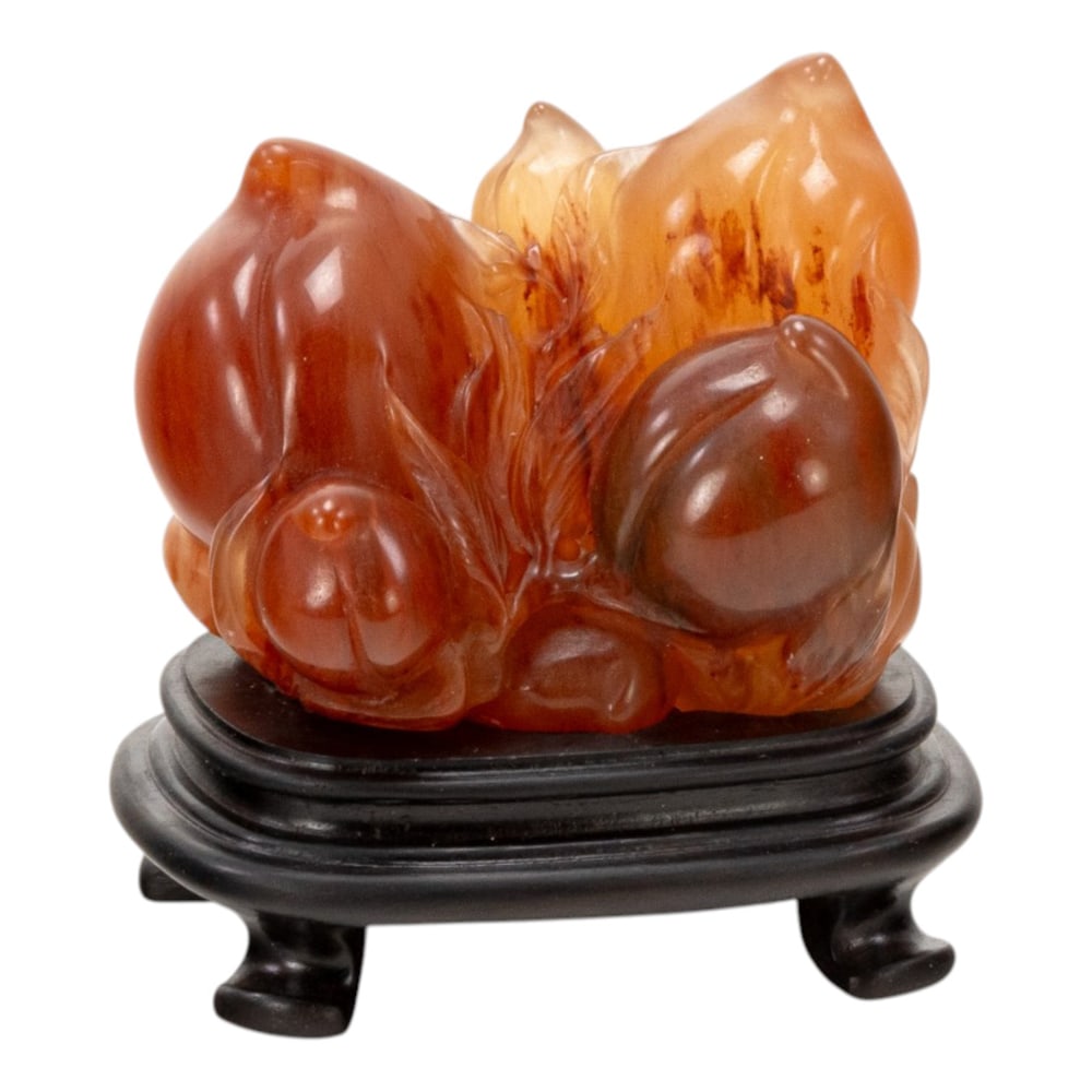 A Chinese carnelian 'peach' carving