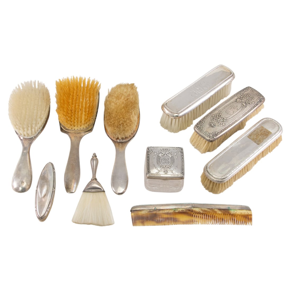 A quantity of silver mounted lady's dressing table items (1 of 2)