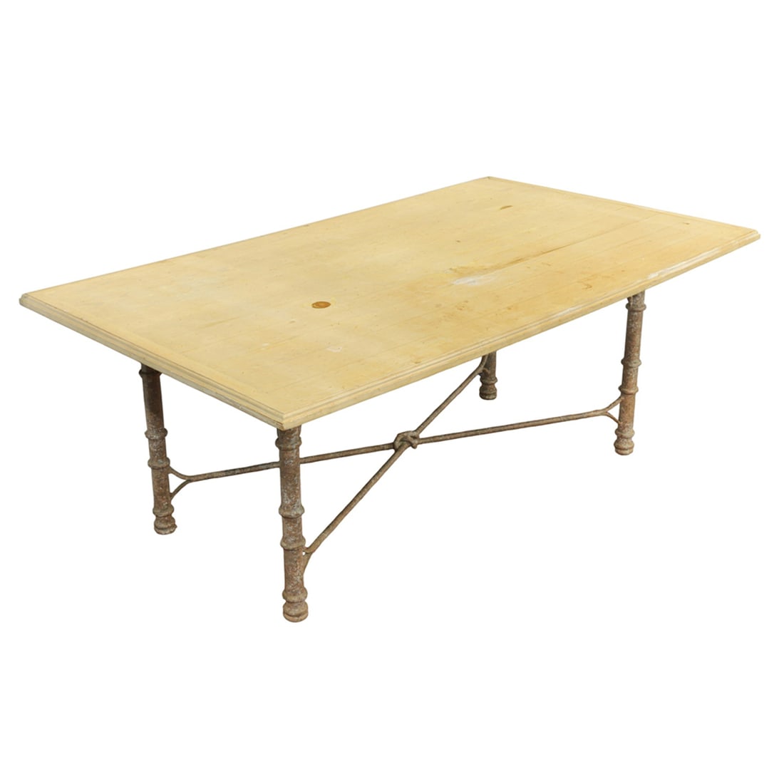 A contemporary dining table - 3