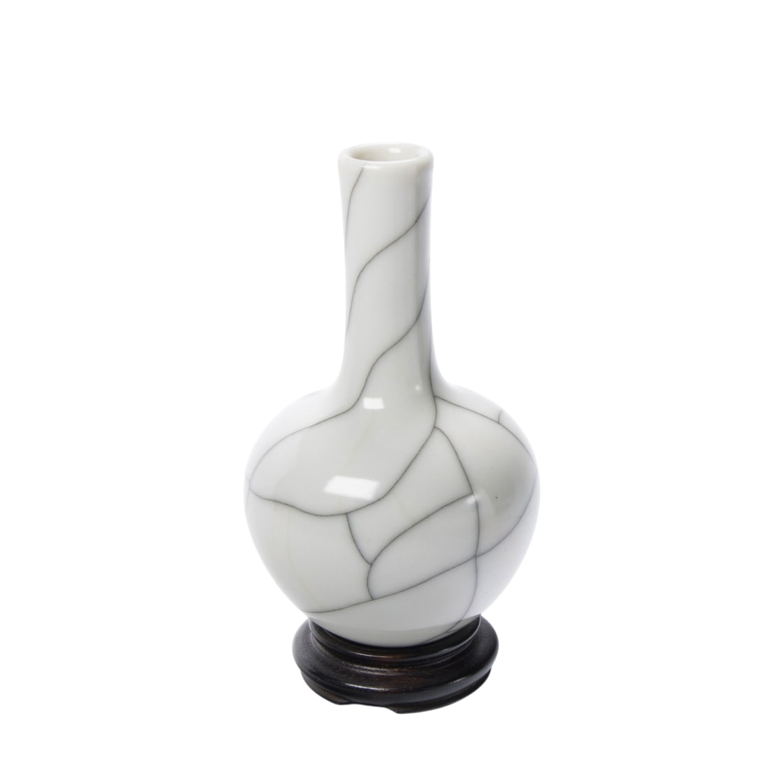 A Chinese guan-type miniature vase