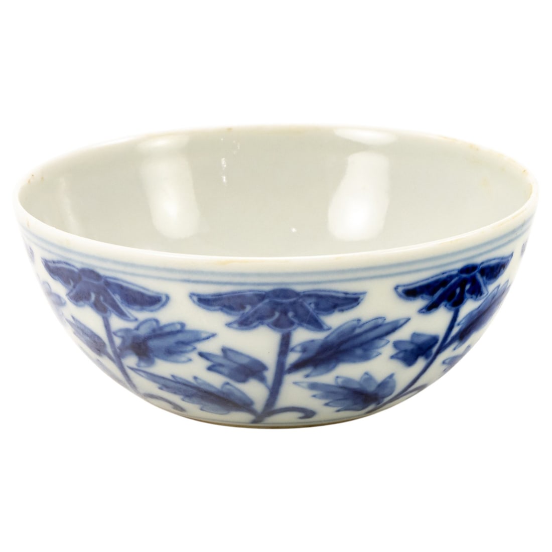 A Chinese blue and white cup