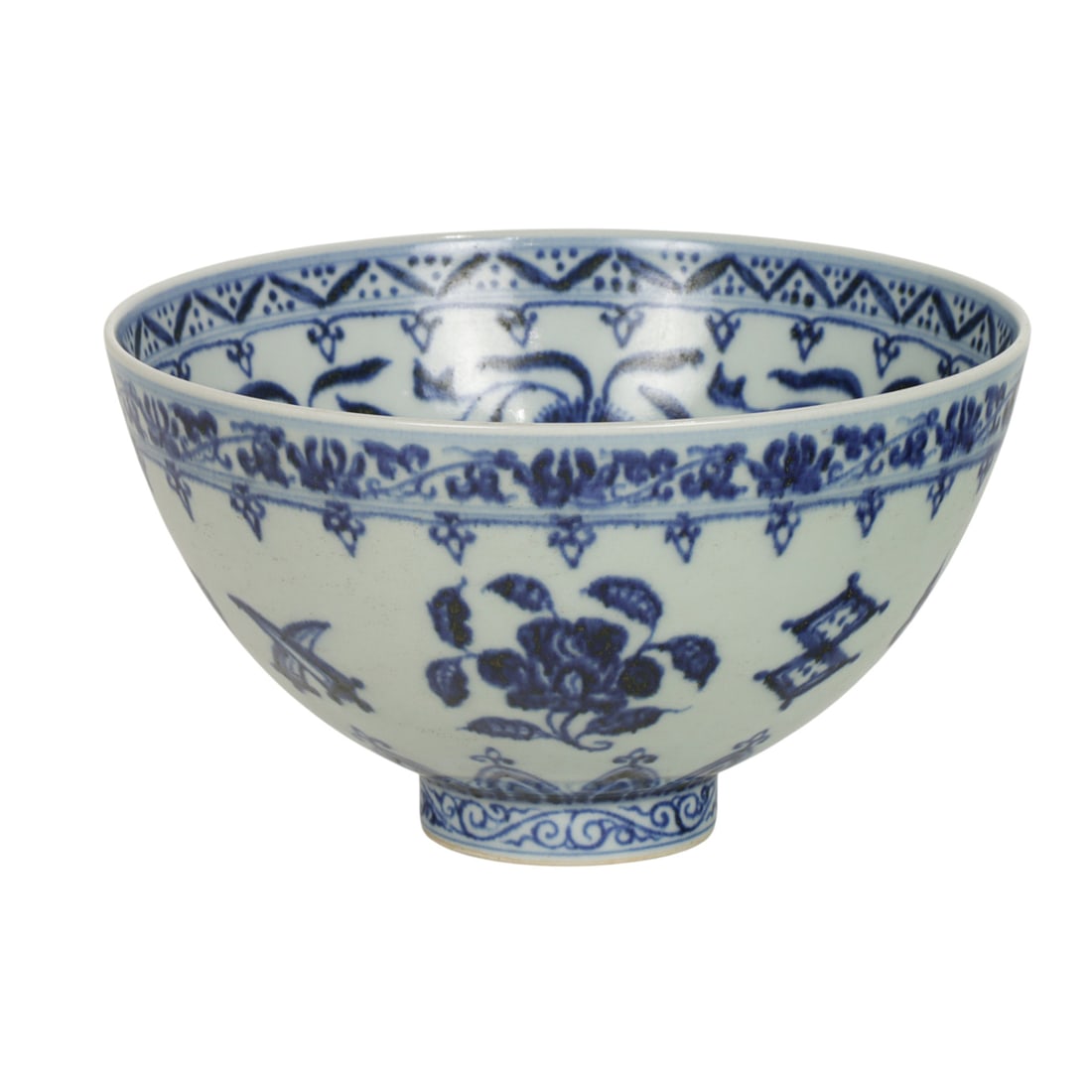 A Chinese blue and white bowl (1 of 2)