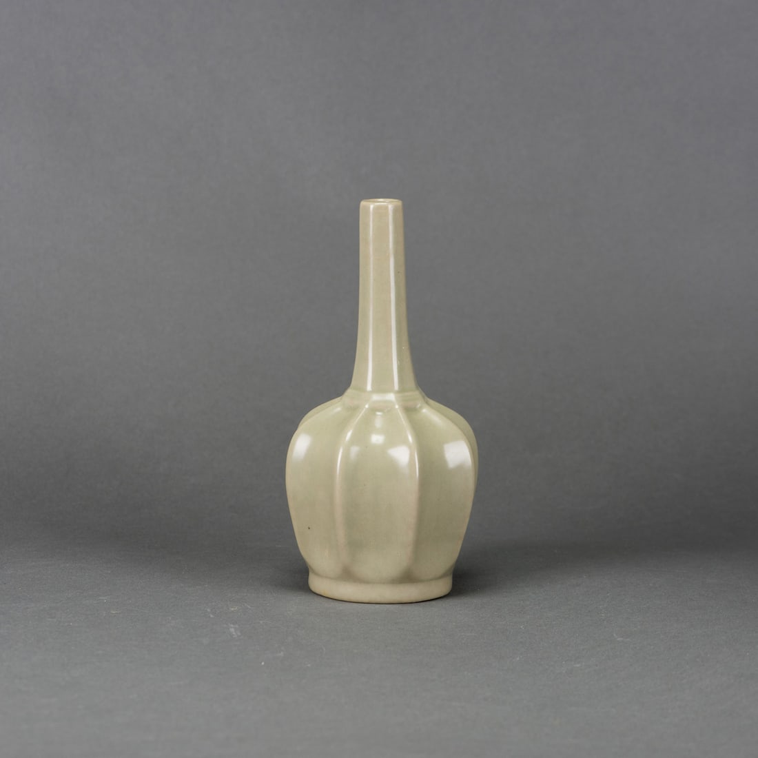 Chinese Yueyao type celadon glazed vase
