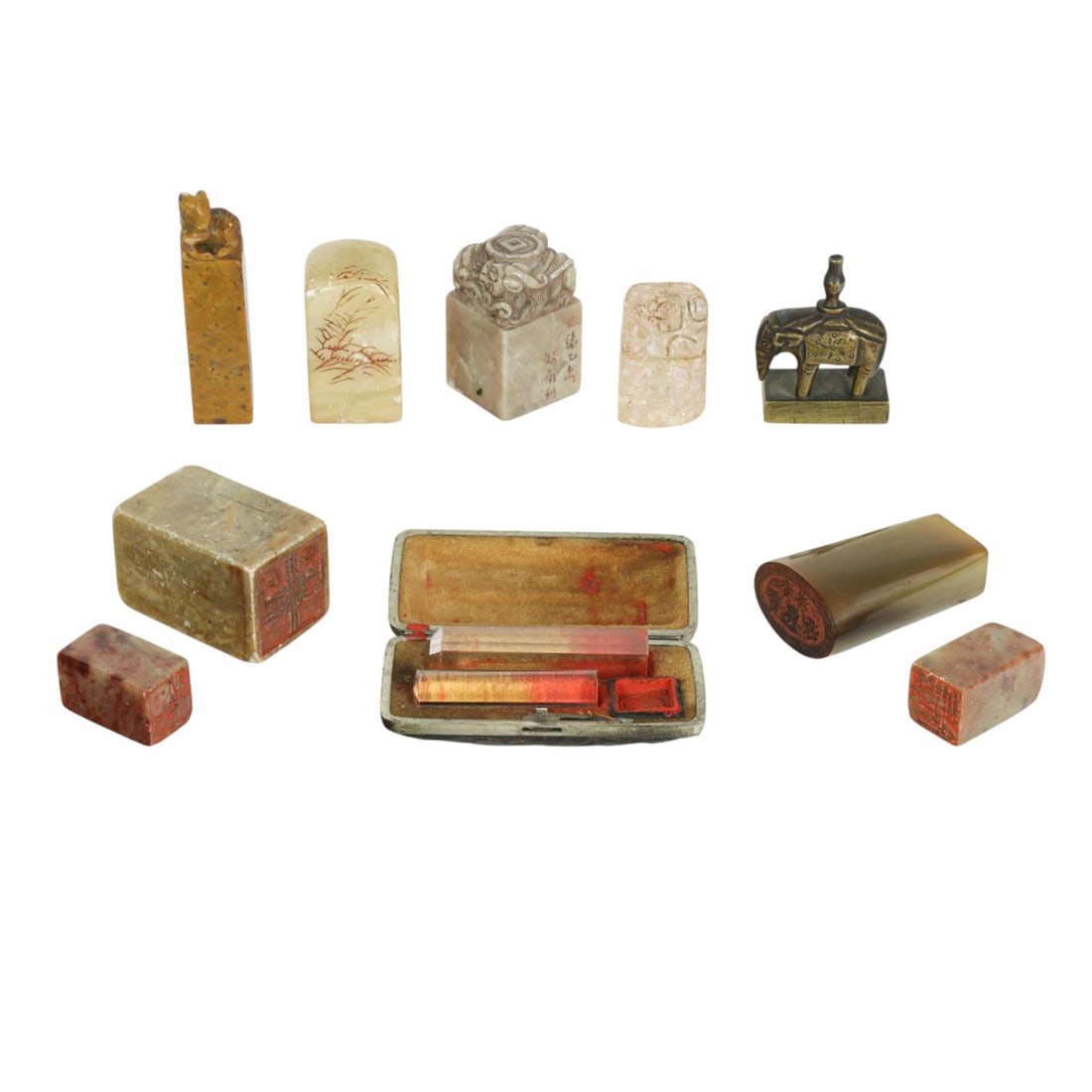 A group of Chinese carving seals: A group of Chinese carving seals. From 1.25" to 3" high.