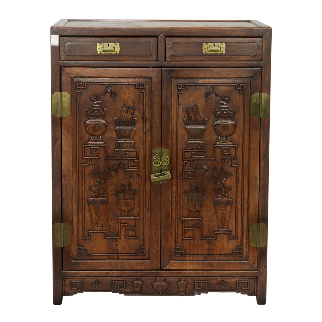 A Chinese rosewood chest (1 of 1)