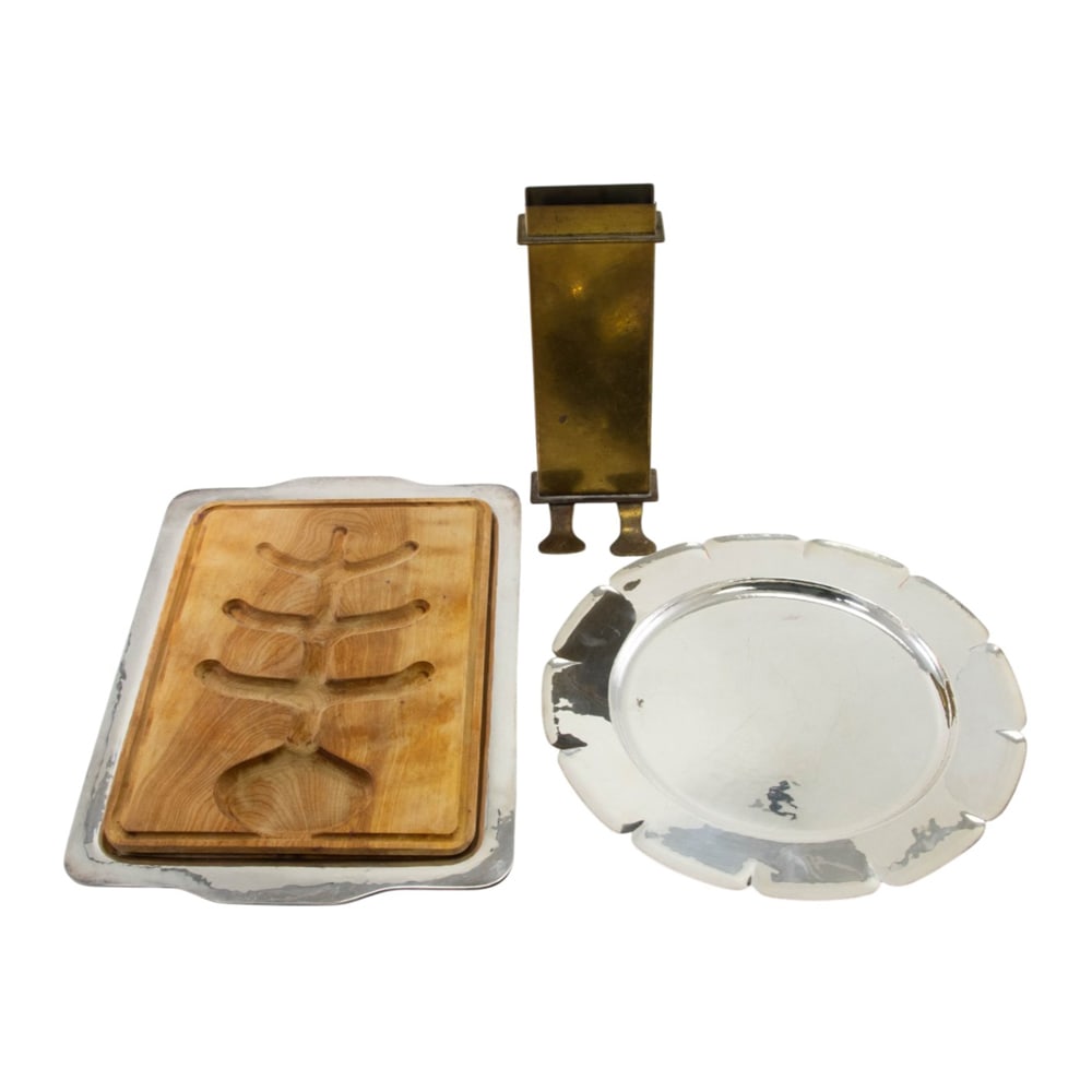 Two Dirk van Erp silver plated serving trays (1 of 4)