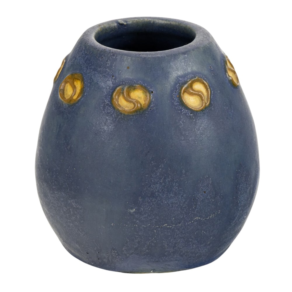 An Arequipa California pottery squeeze bag vase attributed to Frederick Rhead: An Arequipa California pottery squeeze bag vase attributed to Frederick Rhead, underglaze blue factory mark, and indistinctly marked '1912', 7.25"h