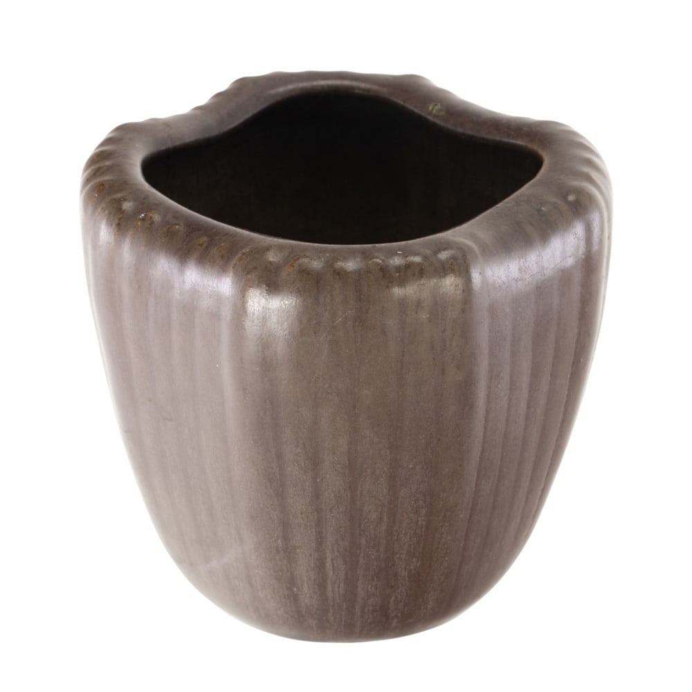 An Arequipa pottery vase (1 of 3)