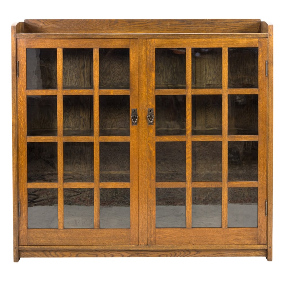 A Gustav Stickley Bookcase Eastwood New York (1 of 5)