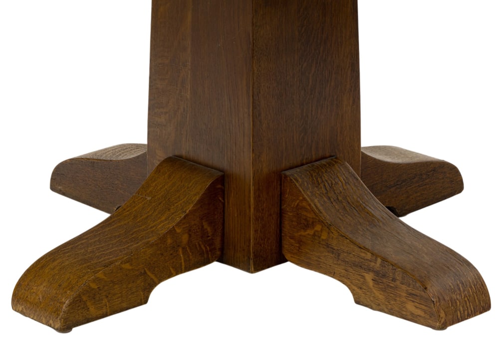A Gustav Stickley dining table, model 65 - 4