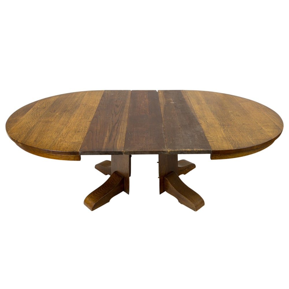 A Gustav Stickley dining table, model 65 - 5