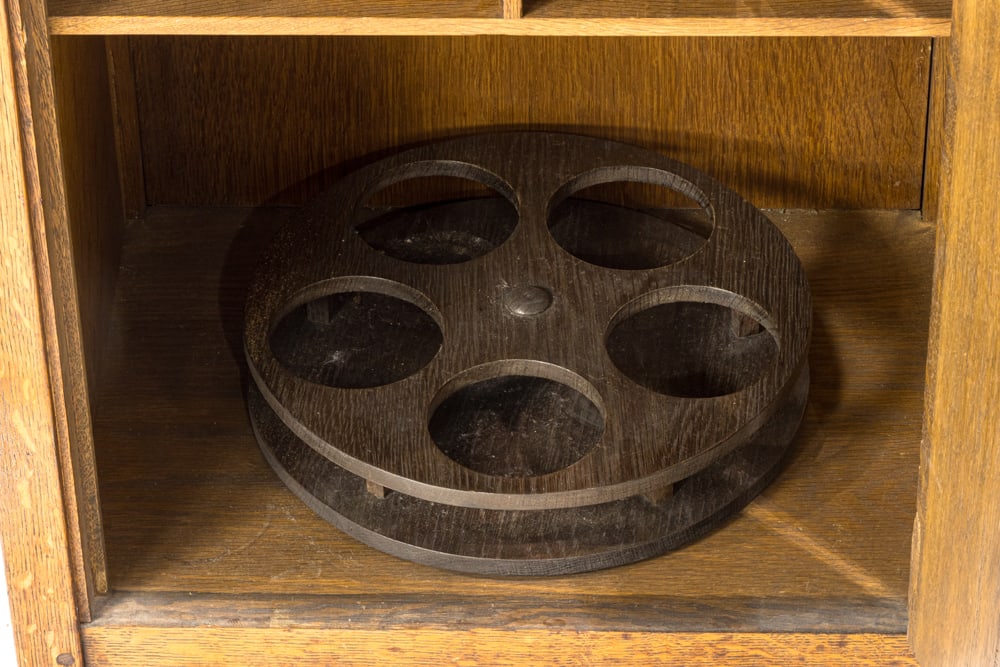A Gustav Stickley cellarette, model 87 - 6