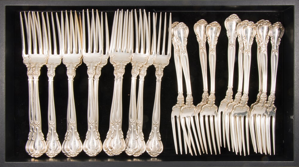 A sterling flatware set - 4