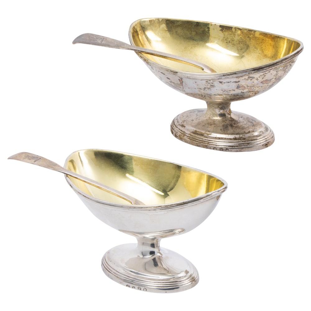 A pair of George III silver master salt cellars (1 of 3)