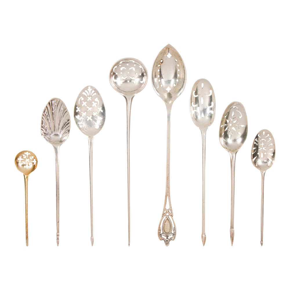 A sterling olive spoon, Lunt, Monticello (1 of 2)
