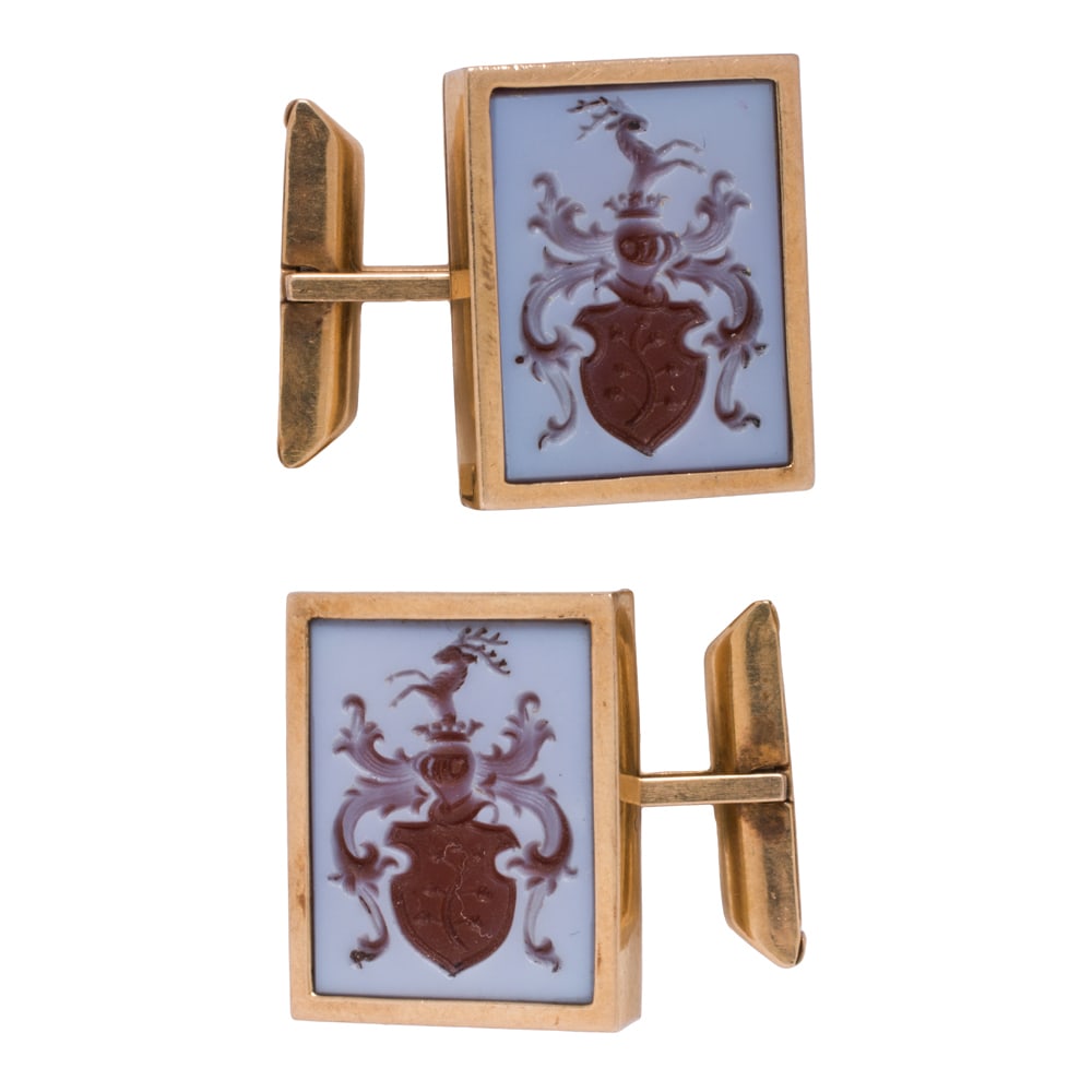 A pair of antique intaglio and 14k gold cufflinks (1 of 2)