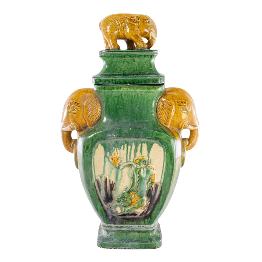 A Chinese sancai glazed covered jar (1 of 5)