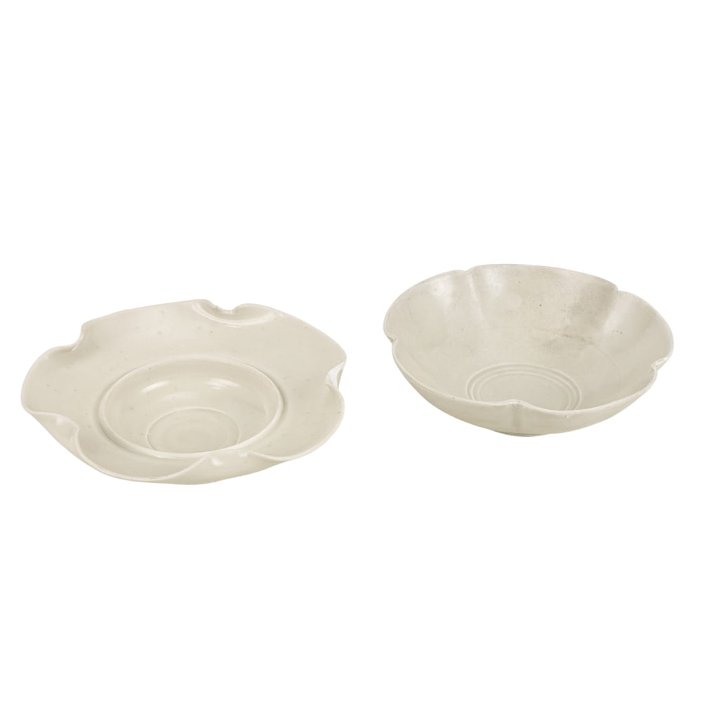 (lot of 2) Chinese Xing ware bowl and stand (1 of 3)