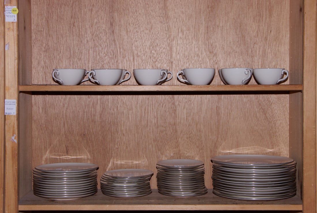 A Lenox porcelain dinner service in the Olympia Platinum pattern (1 of 1)