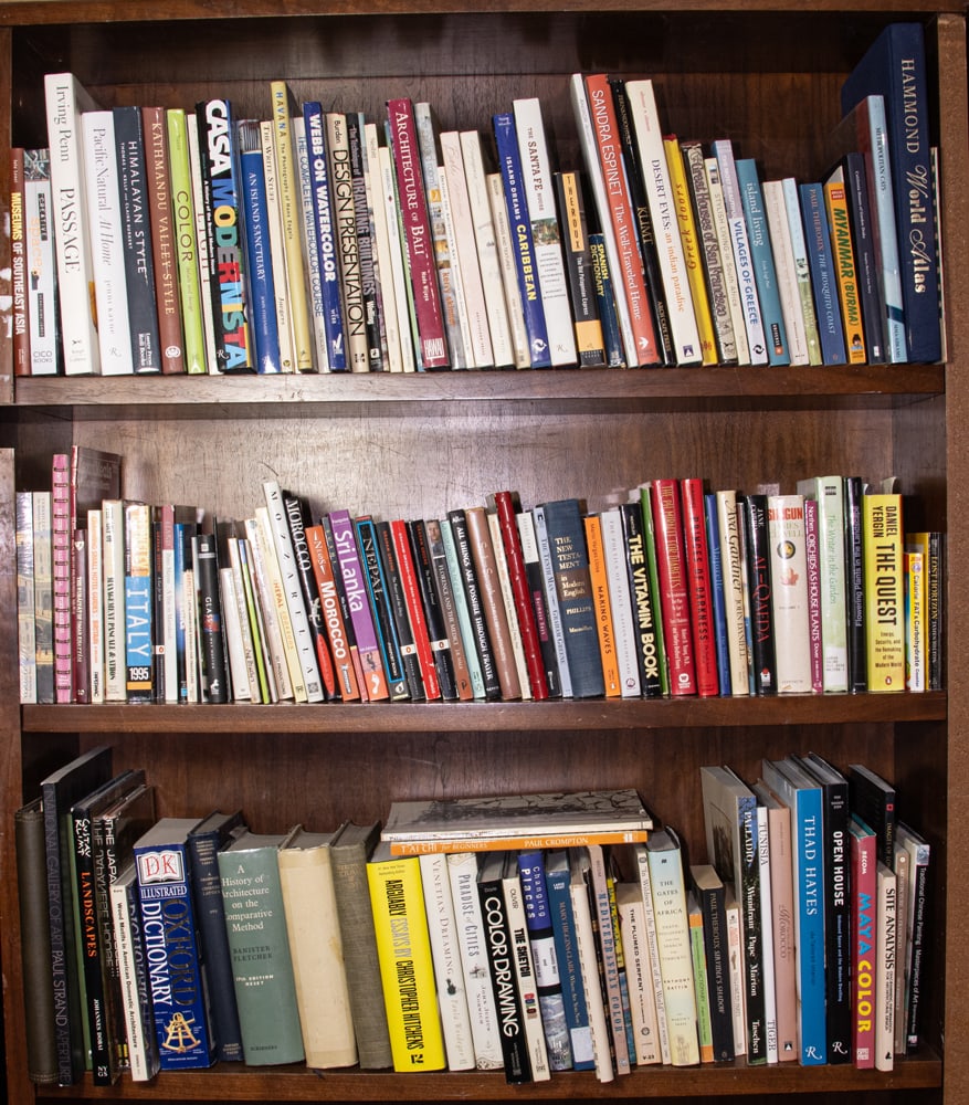 An assembled group of books: An assembled group of books, mainly of fiction, biography, history and travel, art and visual culture [approx. 144 total]