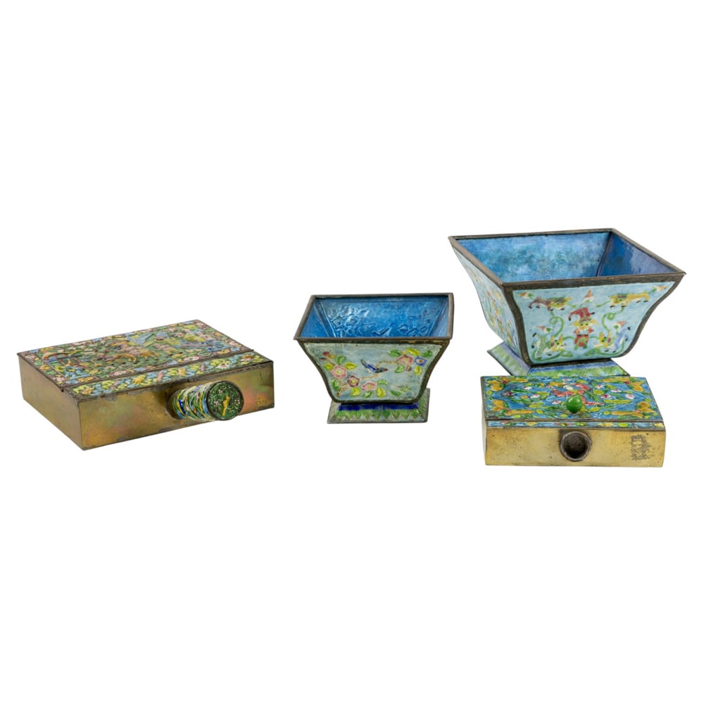 (lot of 4) Chinese enamel containers (1 of 3)