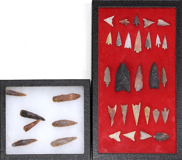 Neolithic knapped stone points and scrapers: (lot of 2 shadow boxes) Neolithic knapped stone points and scrapers, Northern Sahara