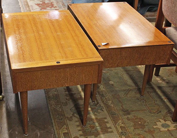 Pair of John Keal for Brown Saltman side tables,: Pair of John Keal for Brown Saltman side tables, executed in bleached mahogany, having rectangular tops with one drawer and rising on tapered round legs terminating in slides, one retains Brown Saltma