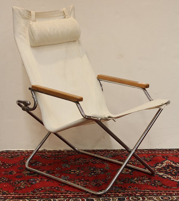 Uchida z online chair