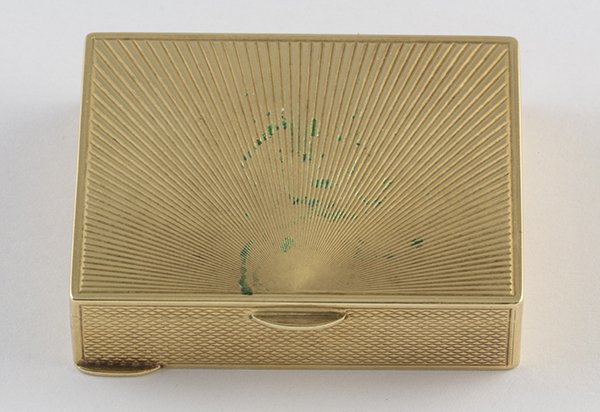 Vintage 14k yellow gold pill box: Vintage 14k yellow gold pill box having guilloche' engraving, measuring 1 3/4 X 1 3/8 inches, heighth is 11.8mm, 35.5 grams. Provenance: Property from a private collection to benefit Honolulu Museum o