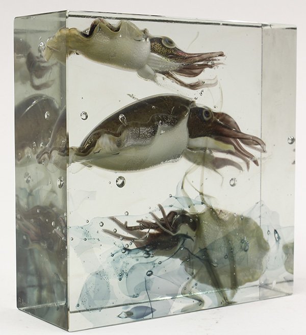 Alfredo Barbini for Pauly Murano glass 'Aquarium Block': Alfredo Barbini for Pauly Murano glass 'Aquarium Block', circa 1955, the clear form suspending three iridescent blown glass squid depicted in motion, flanked with captured bubbles, the lower surrounde