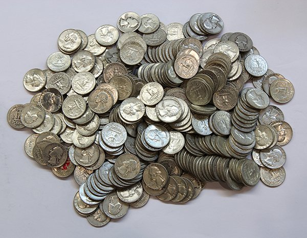 United States Washington quarters: (Lot of approximately 330) United States Washington quarters dating from 1964 and earlier