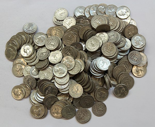 United States Washington quarters: (Lot of approximately 330) United States Washington quarters dating from 1964 and earlier