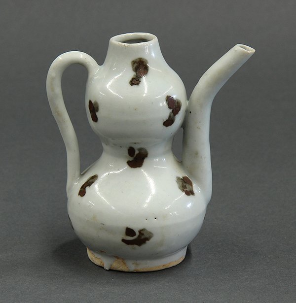 Chinese Underglaze Red Ewer: Chinese underglazed red porcelain ewer, of double gourd form with a long spout and shaped handle, 4.5"h