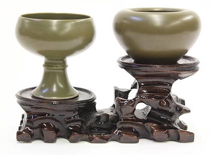 Chinese Teadust Glazed Brush Washer and Stem Cup: (lot of 2) Chinese teadust glaze brush washer, the base with 'wan fu you tong' mark; and a stem cup, the base with 'da ming wanli nian zhi', with wood stand, highest: 3.5"h