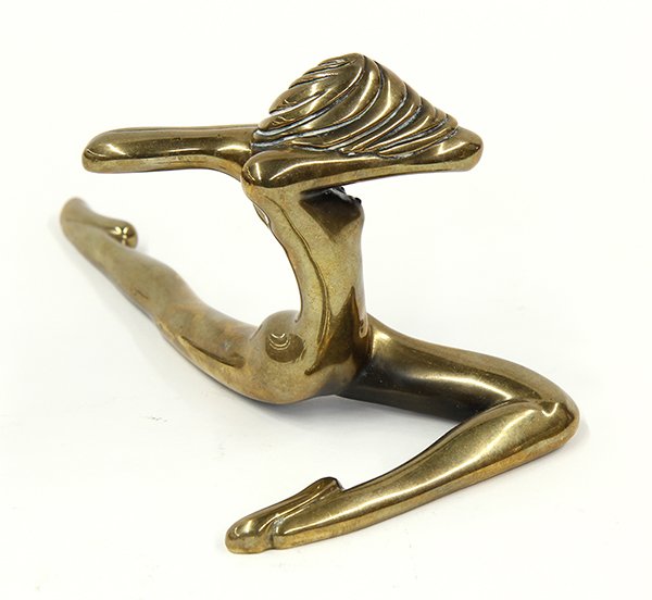 Sculpture by Tom Bennett / Bennett Brothers: Tom Bennett / Bennett Brothers (American, 20th century), "Splendor, St." bronze sculpture, signed and editioned at lower base (foot), edition 105-500, overall: 4.5"h x 9.25"w x 5"d. Note: Accompanied