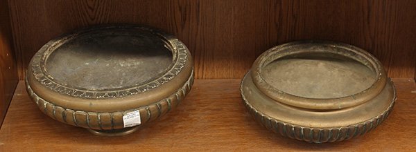 (lot of 2) Classical style patinated bronze jardinieres: (lot of 2) Classical style patinated bronze jardinieres, of low circular form with reeded bodies and resting on a circular base, largest; 7"h x 13"dia Provenance: Louis DeRome Bronze Foundry, Oakland,