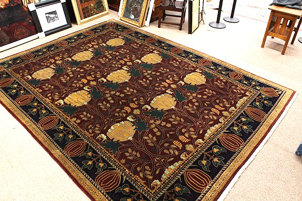 Arts and Crafts William Morris design rug: Arts and Crafts William Morris design rug, 11'10" x 8'10"