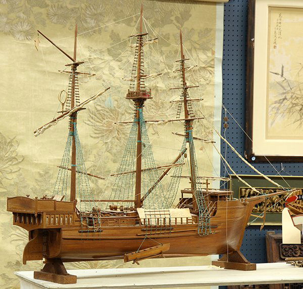 Clipper ship model: Clipper ship model, the well detailed scale model, complete with appropriate rigging, decking, and masts, rising on a graduated base, 35"h x 45"w Provenance: Unaccessioned items from Honolulu Museum o