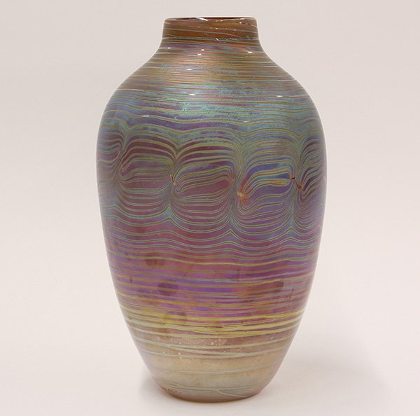 Craig Zweifel art glass vase
