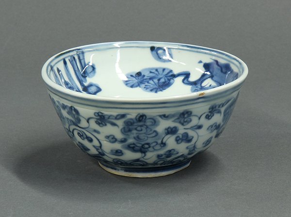 Chinese Blue and White Porcelain Warming Bowl: Chinese underglaze blue porcelain warming bowl, the well depicted with a scholar travelling on a donkey, the exterior with floral scrolls and Buddhist emblems, 5"w