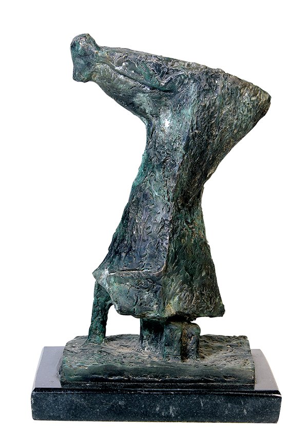 Sculpture, Follower of Marino Marini: Follower of Marino Marini (Italian, 1901-1980), Untitled (Testa di cavallo), bronze sculpture, bears signature lower right, edition 30/30, sculpture dimensions: 11.5"h x 7"w x 4.5"w, overall (with mar