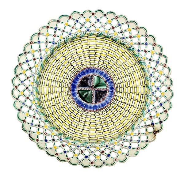 English Leeds reticulated creamware plate, 18th: English Leeds reticulated creamware plate, 18th century, having a polychrome decorated reticulated border, surrounding a basket weave ground in yellow, centering a green and blue medallion, underside