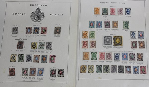 Early Russia stamp collection: Early Russia stamp collection, mostly 19th and early 20th century, on old album pages, also some Georgia and Ukraine