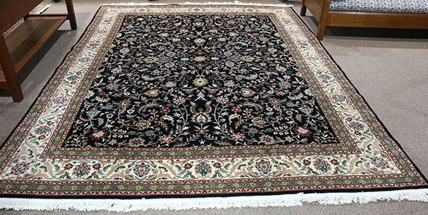 Sino Tabriz carpet (1 of 3)