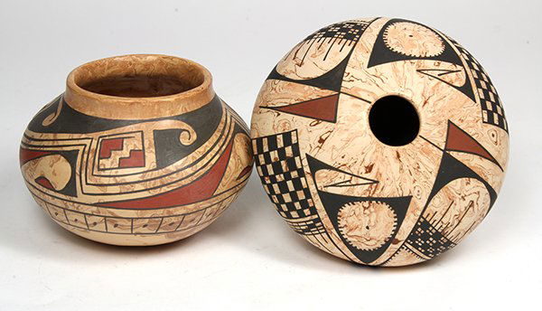 (lot of 2) Native American Casas Grandes polychrome (1 of 2)