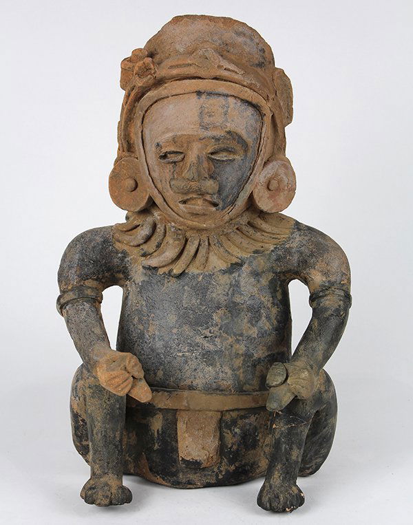 Large Pre-Columbian figure of a deity or lord, Vera (1 of 6)